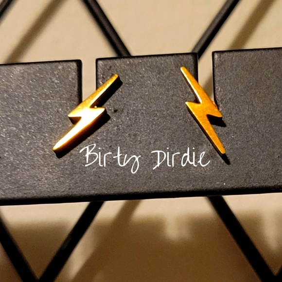 New 18K Gold Plated on Stainless Steel Lightning Stud Earrings - Picture 3 of 6